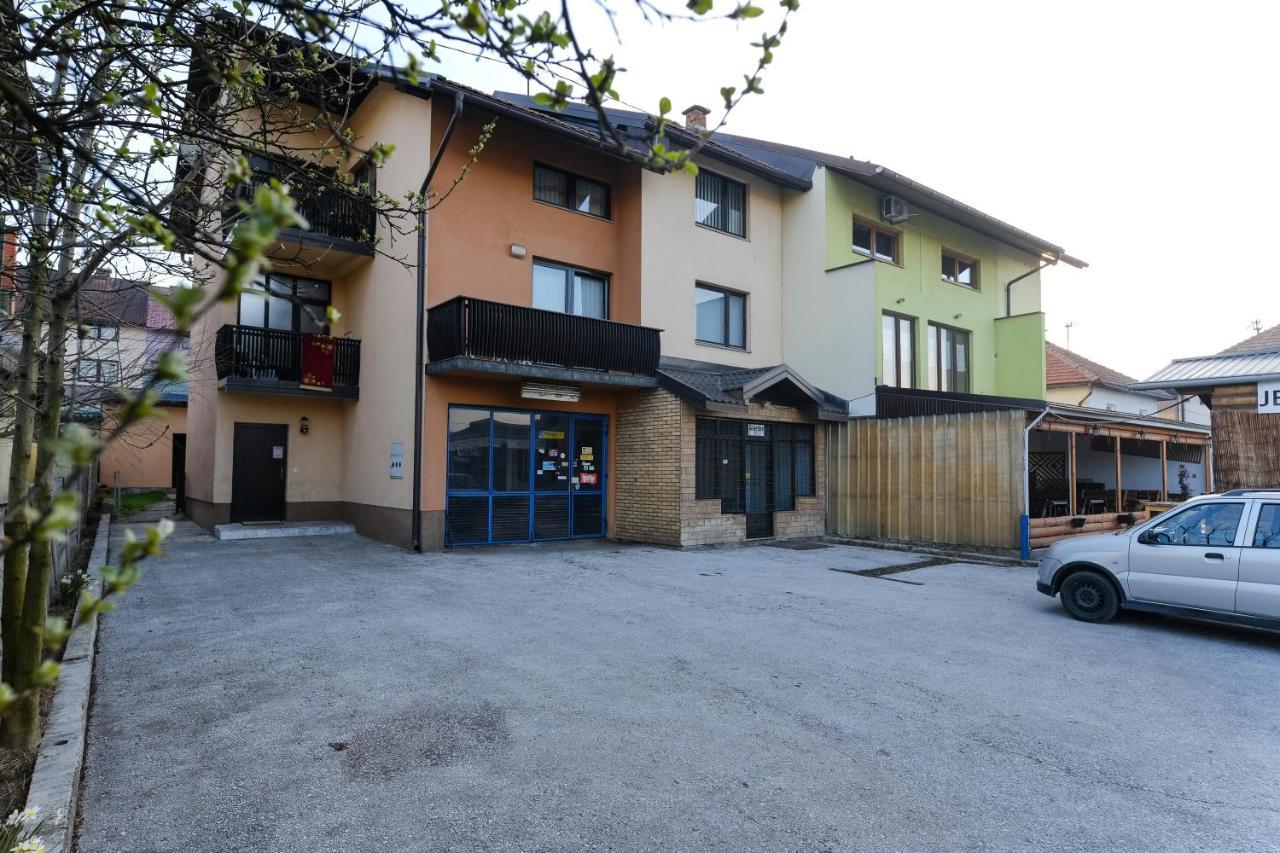 The Cosmic Gate Apartments Visoko Exterior foto