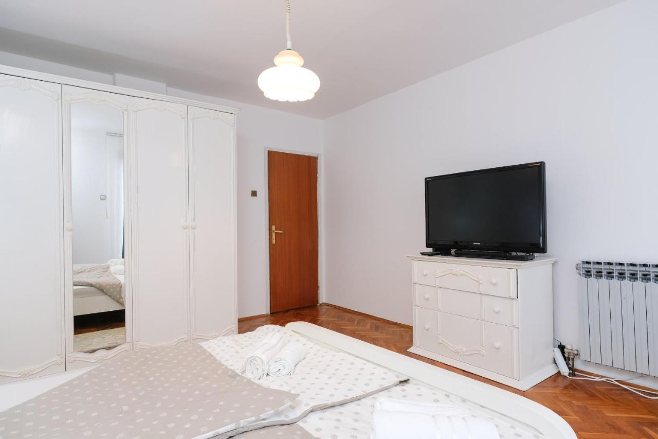 The Cosmic Gate Apartments Visoko Exterior foto